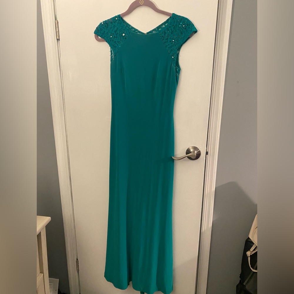 Emerald Green fitted Prom Dress